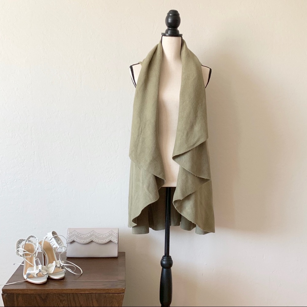 Brand New Sleeveless Cardigan Wrap Olive One Size